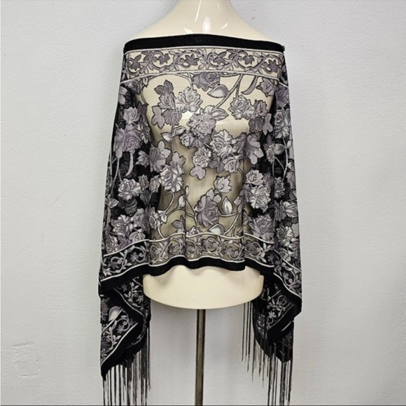 Kimono / wrap - Picture 2 of 5